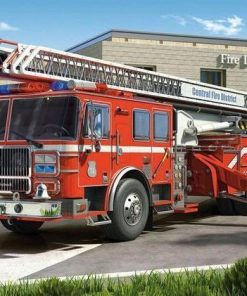 Fire Truck Red Diamond Painting Kit - DIY